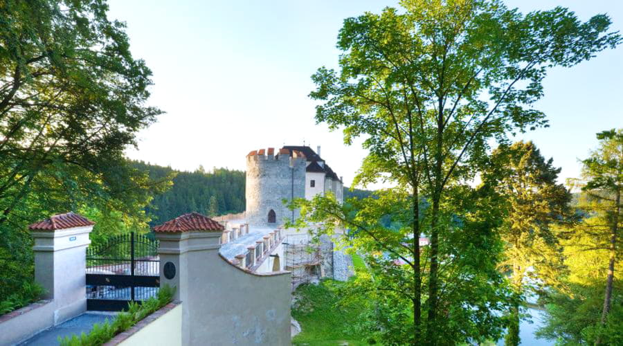 Nejlepší nabídky pronájmu aut v Českém Šternberku